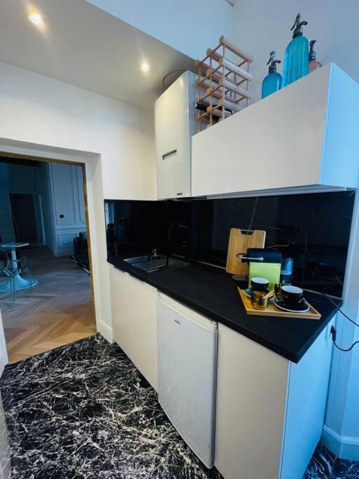 Le Grand Cerf By La Chambre A Cote Metz Esterno foto