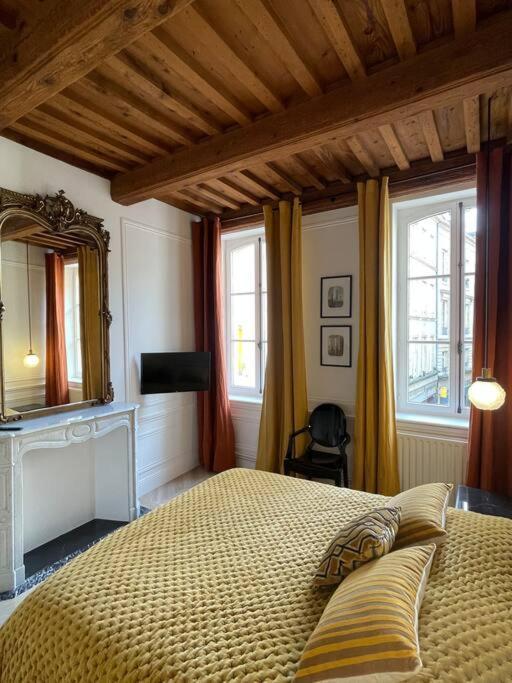 Le Grand Cerf By La Chambre A Cote Metz Esterno foto
